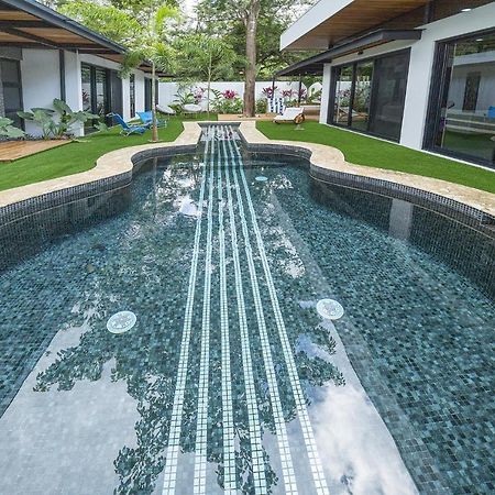 Playa Potrero - New Modern House, Pool In Guitar Shape - Casa Guitarra Villa Exterior photo