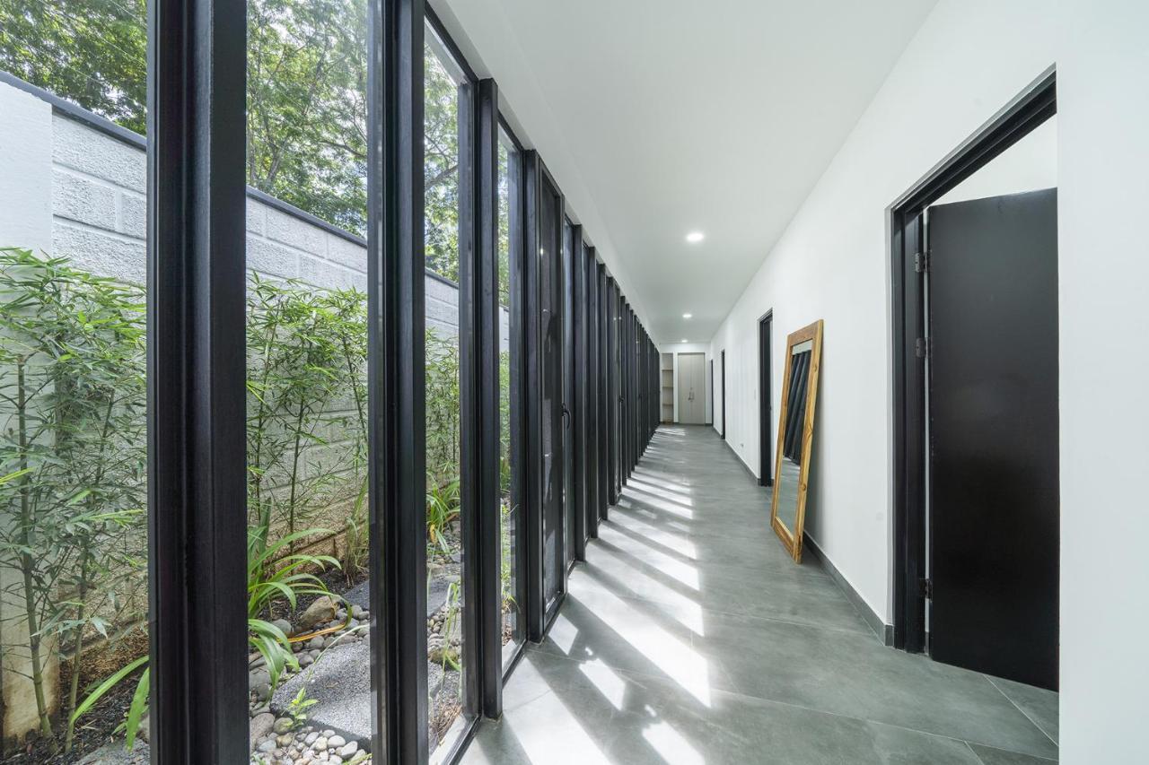 Playa Potrero - New Modern House, Pool In Guitar Shape - Casa Guitarra Villa Exterior photo